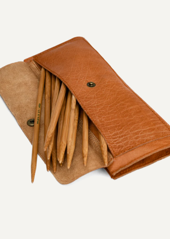 muud Hattie needle pouch